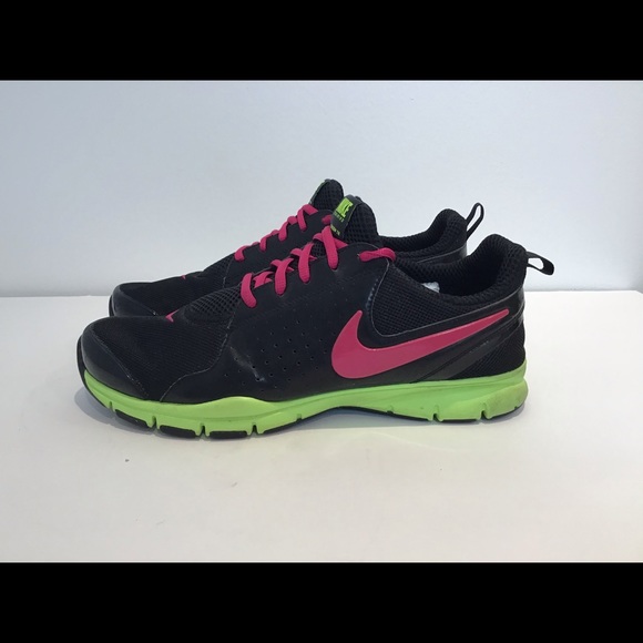 black nike trainers size 11